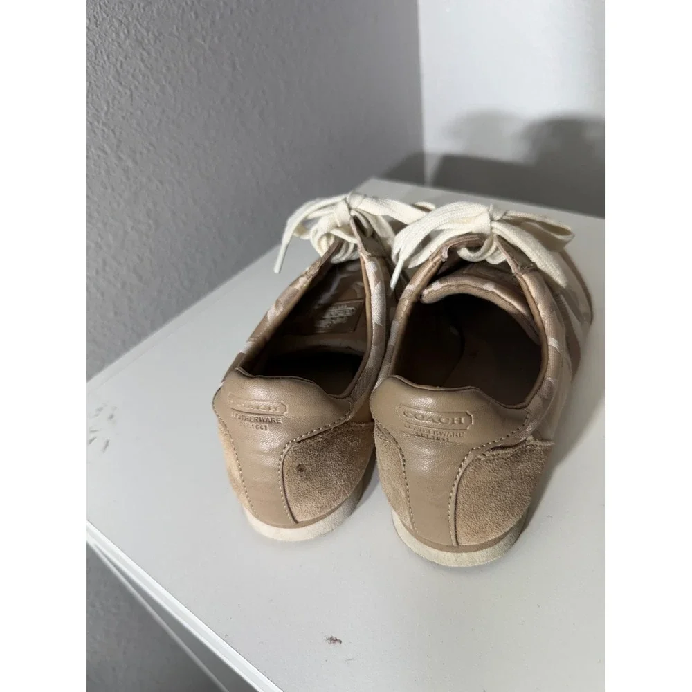 Coach Kinsley Q986 Women 7.5M Signature C Monogram Khaki Tan Suede Sneakers